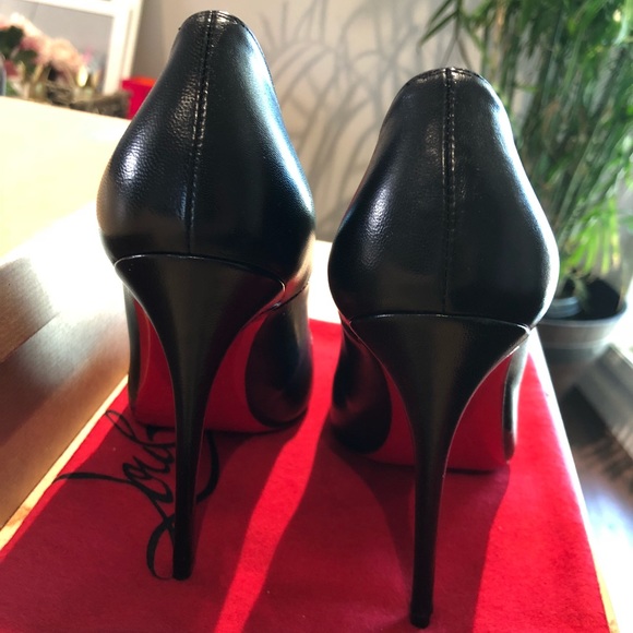 NIB Christian Louboutin So Kate Pumps - Picture 2 of 4